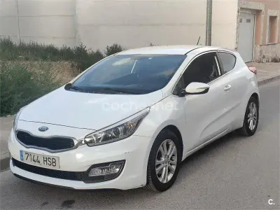 Usado Kia Ceed GT 110 CV (80 kW) 2013 Blanco Berlina