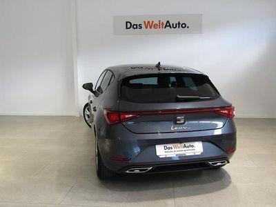 Gris Usado 2025 Seat Leon FR Utilitario | 21.890 € (Precio justo)