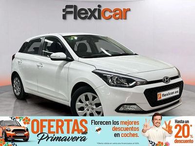 Usado Hyundai i20 84 CV (61 kW) 2016 Blanco Berlina