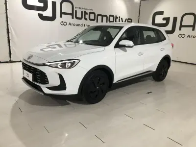 Uusi MG ZS 197 HP (144 kW) 2025 Otro Sedan