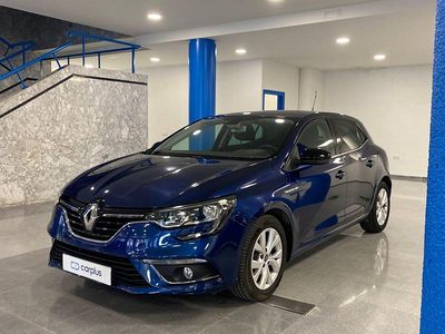 Usado Renault Mégane Cabriolet LIMITED 140 CV (102 kW) 2019 Azul cosmos (metalizado) Descapotable