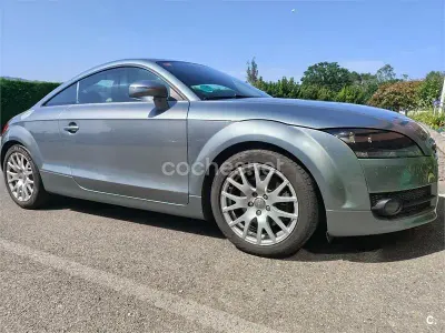 Usado Audi TT 200 CV (147 kW) 2007 Gris / plata Coupe