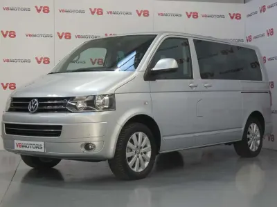 Usado VW Multivan Highline 179 CV (131 kW) 2013 Gris Monovolumen