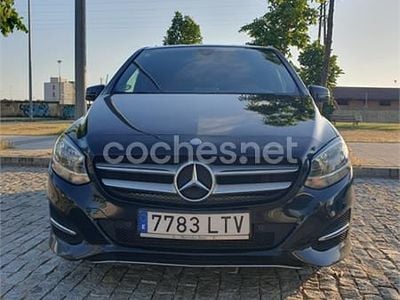 Mercedes B200