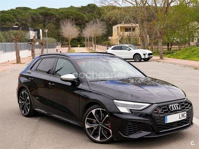 Käytetty Audi A3 Sport 310 HP (228 kW) 2021 Musta Sedan