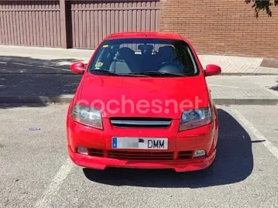 Usado Chevrolet Kalos Sport 94 CV (69 kW) 2005 Rojo Berlina