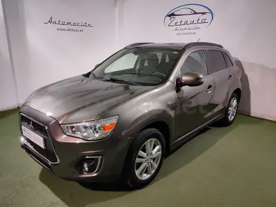 Usado Mitsubishi ASX Motion 150 CV (110 kW) 2013 Gris / plata SUV