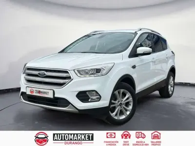 Usado Ford Kuga Titanium 120 CV (88 kW) 2018 Blanco SUV