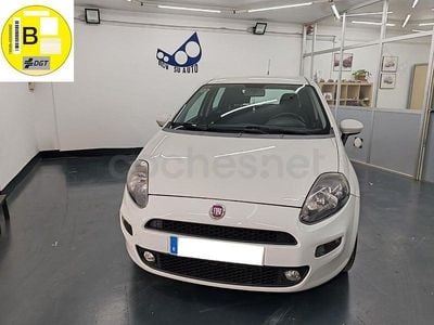 Usado Fiat Punto Easy 75 CV (55 kW) 2015 Blanco Utilitario