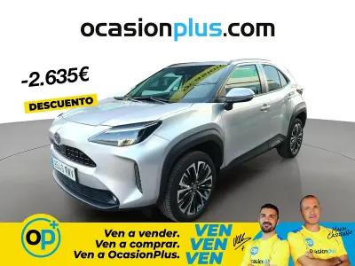 Usado Toyota Yaris Cross Style 130 CV (95 kW) 2024 Gris SUV