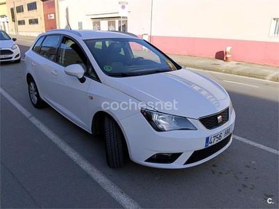 Usado Seat Ibiza ST Reference 85 CV (62 kW) 2014 Blanco Familiar