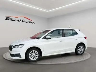 Usado Skoda Fabia Ambition 95 CV (69 kW) 2023 Blanco Utilitario