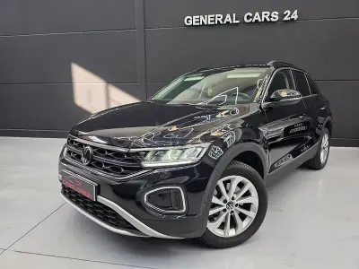 Usado VW T-Roc Life 150 CV (110 kW) 2023 Negro SUV
