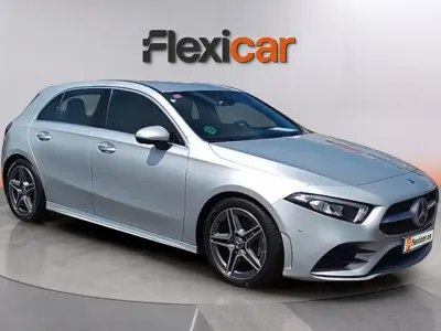 Usado Mercedes A180 136 CV (100 kW) 2019 Gris Berlina