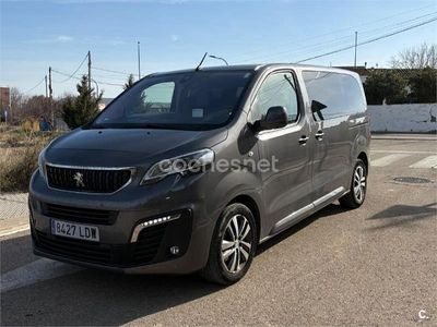 Usado Peugeot Traveller Allure 177 CV (130 kW) 2020 Marrón Monovolumen