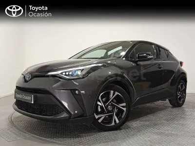 Usado Toyota C-HR Advance 184 CV (135 kW) 2022 Gris / plata SUV