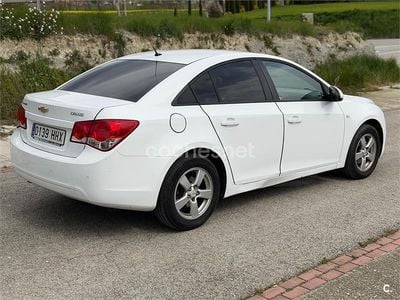Usado Chevrolet Cruze LS 124 CV (91 kW) 2012 Blanco Berlina