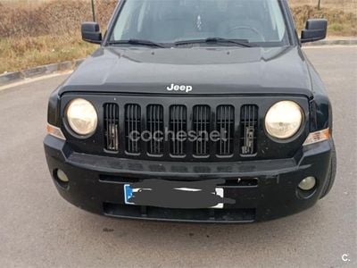 Käytetty Jeep Patriot Limited 140 HP (102 kW) 2008 Musta Katumaasturi