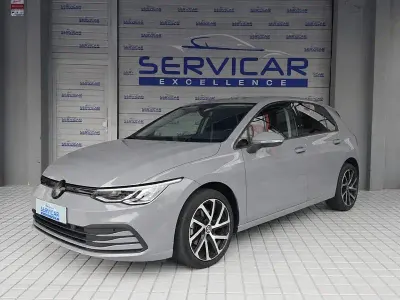 Usado VW Golf VIII 110 CV (80 kW) 2024 Gris / plata Berlina