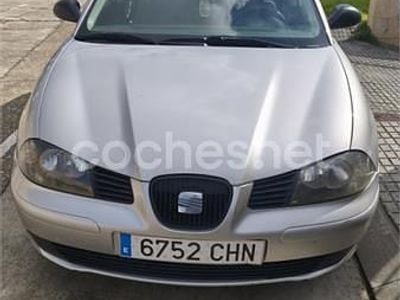 Gris / plata Usado 2003 Seat Cordoba Stella Berlina | 3500 € (Precio justo)