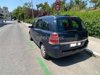 Usado Opel Zafira Essentia 105 CV (77 kW) 2007 Azul Monovolumen