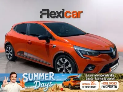 Usado Renault Clio LIMITED 91 CV (66 kW) 2021 Naranja Utilitario