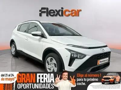 Używany Hyundai Bayon 84 KM (61 kW) 2023 Biały SUV