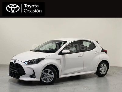 Usado Toyota Yaris Hybrid Business Edition 116 CV (85 kW) 2021 Blanco Berlina