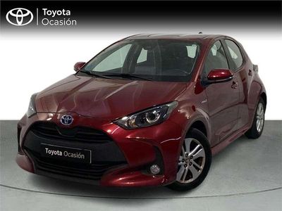 Usado 2021 Toyota Yaris Hybrid Active Utilitario | 17.490 € (Un poco caro)
