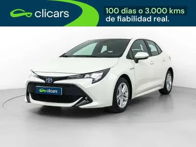 Usado Toyota Corolla Active 98 CV (72 kW) 2020 Blanco Berlina