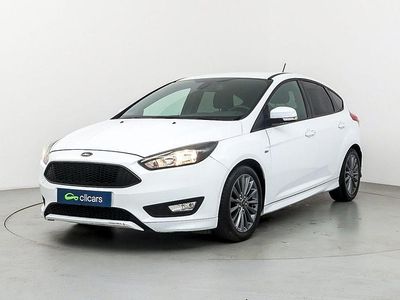 Usado Ford Focus ST-Line 125 CV (91 kW) 2017 Blanco Berlina