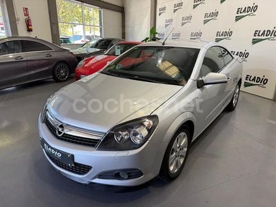 Gris / plata Usado 2009 Opel Astra Cabriolet Enjoy Descapotable | 4990 € (Precio justo)