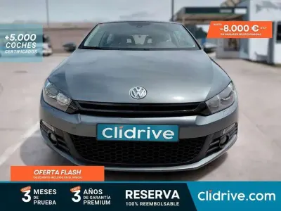 Usado VW Scirocco 140 CV (102 kW) 2010 Gris Coupe