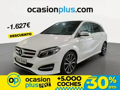 Usado Mercedes B200 136 CV (100 kW) 2018 Blanco Monovolumen