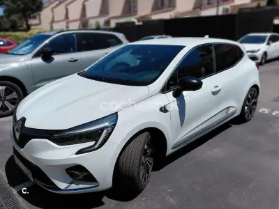 Usado Renault Clio V 140 CV (102 kW) 2021 Blanco Berlina