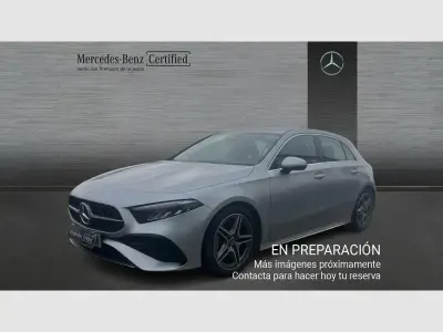 Usado Mercedes A180 AMG line 136 HP (100 kW) 2025 Cinzento Sedan