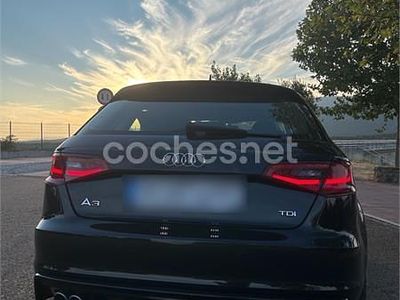 Usado Audi A3 150 CV (110 kW) 2016 Negro Berlina