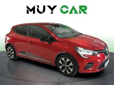 Usado Renault Clio Evolution 91 CV (66 kW) 2023 Rojo Utilitario