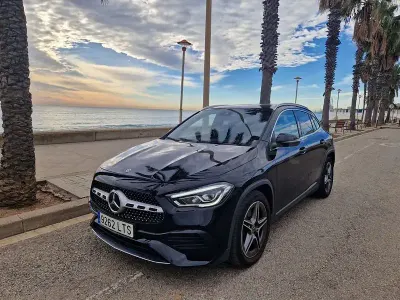 Käytetty Mercedes GLA180