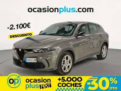 Usado Alfa Romeo Tonale Sprint 130 CV (95 kW) 2022 Gris SUV