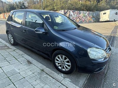 Usado VW Golf V Trendline 105 CV (77 kW) 2007 Azul Berlina