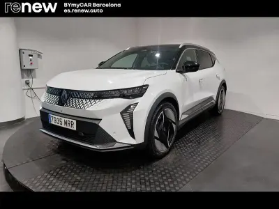 Usado Renault Scenic E-Tech Iconic 160 kW (218 CV) 2024 Blanco SUV