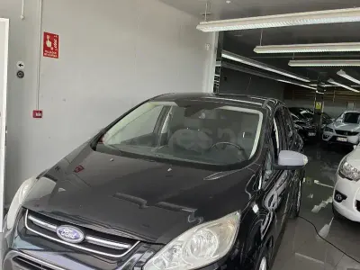 Usado Ford C-MAX Trend 125 CV (91 kW) 2013 Negro Monovolumen