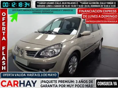 Begagnad Renault Grand Scénic II Dynamique 110 HK (80 kW) 2008 Brun Minibuss