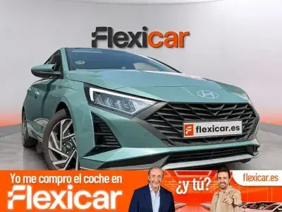 Usado Hyundai i20 79 CV (58 kW) 2025 Verde Utilitario