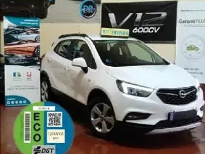 Usado Opel Mokka X Innovation 140 HP (102 kW) 2018 Branco SUV