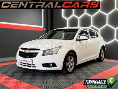 Usado Chevrolet Cruze LT 124 CV (91 kW) 2011 Blanco Berlina