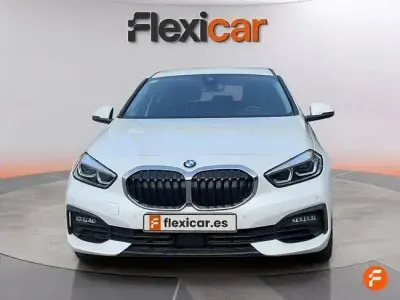 Używany BMW 118 140 KM (102 kW) 2020 Biały Hatchback