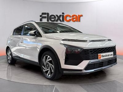 Usado Hyundai Bayon 84 CV (61 kW) 2024 Gris SUV
