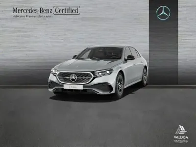 Usado Mercedes E220 197 CV (144 kW) 2026 Plata hightech Berlina